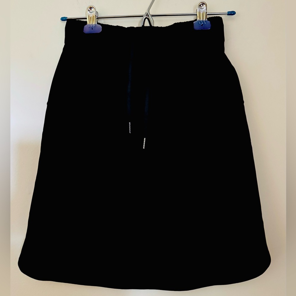 Lululemon On The Fly Skirt, Size 4